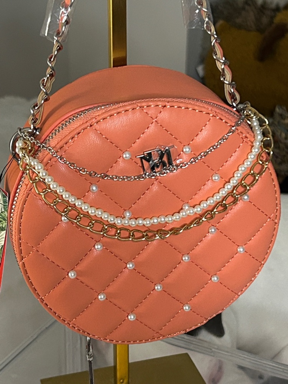 Badgley Mischka Coral Round Quilted Crossbody with Pearl/Chain Strap 6” Dia NWT